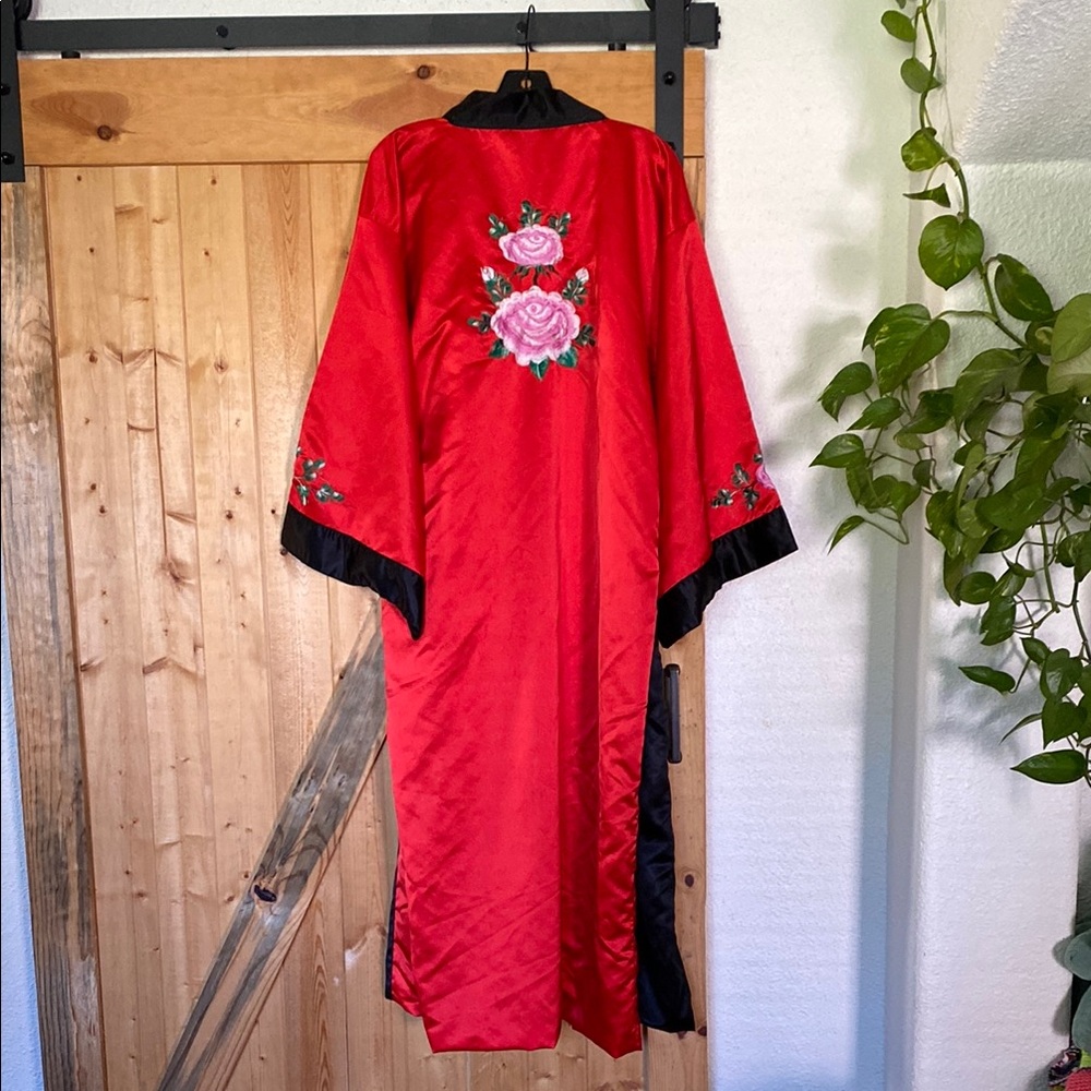 Elegant Red Floral Kimono